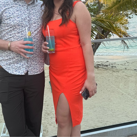 evoluSHEIN Slit Knee-Length Bodycon Dress - Picture 4 of 5